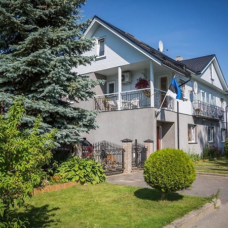 Papli 2 Accommodation Пярну Экстерьер фото