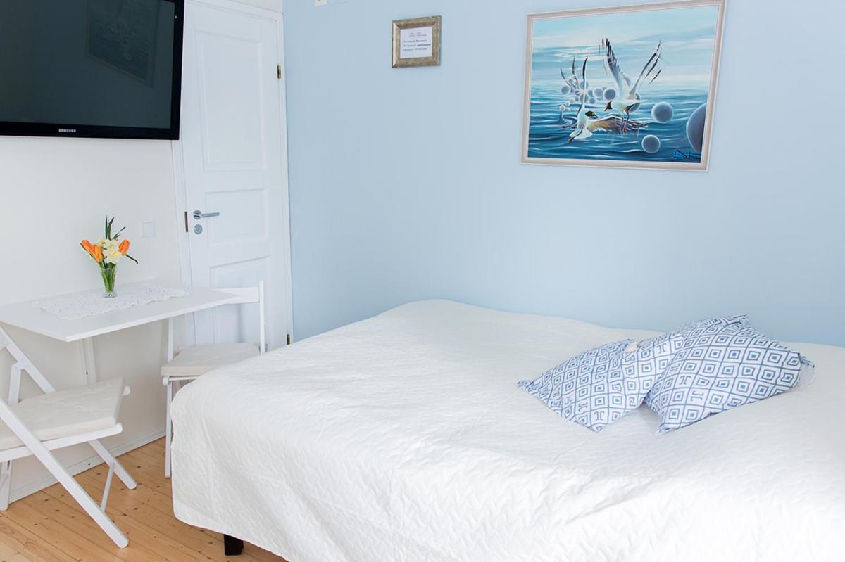 Papli 2 Accommodation Пярну Экстерьер фото